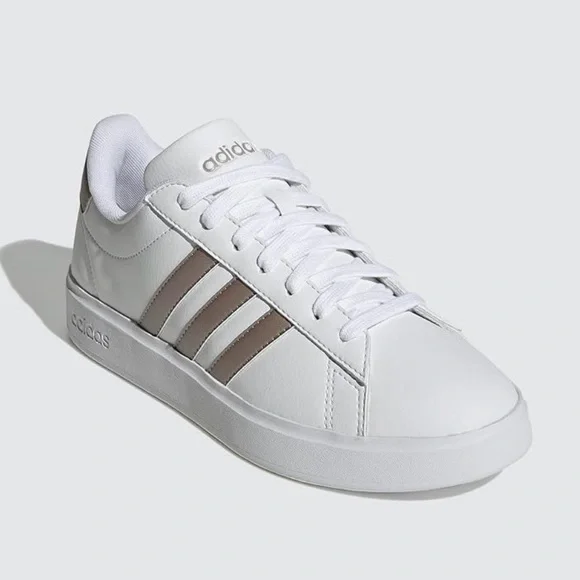 Adidas NWT Grand Court 2.0 Platinum Metallic shoes women’s 8.5 - Picture 3 of 8